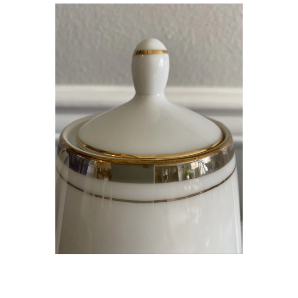 Royalton China Translucent Porcelain Golden Elegance Coffee Pot - Picture 2 of 9